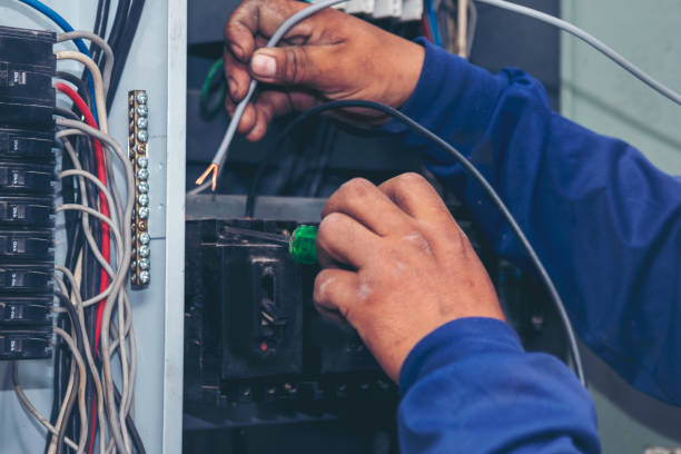 Best Local Electrician Companies  in Kenly, NC